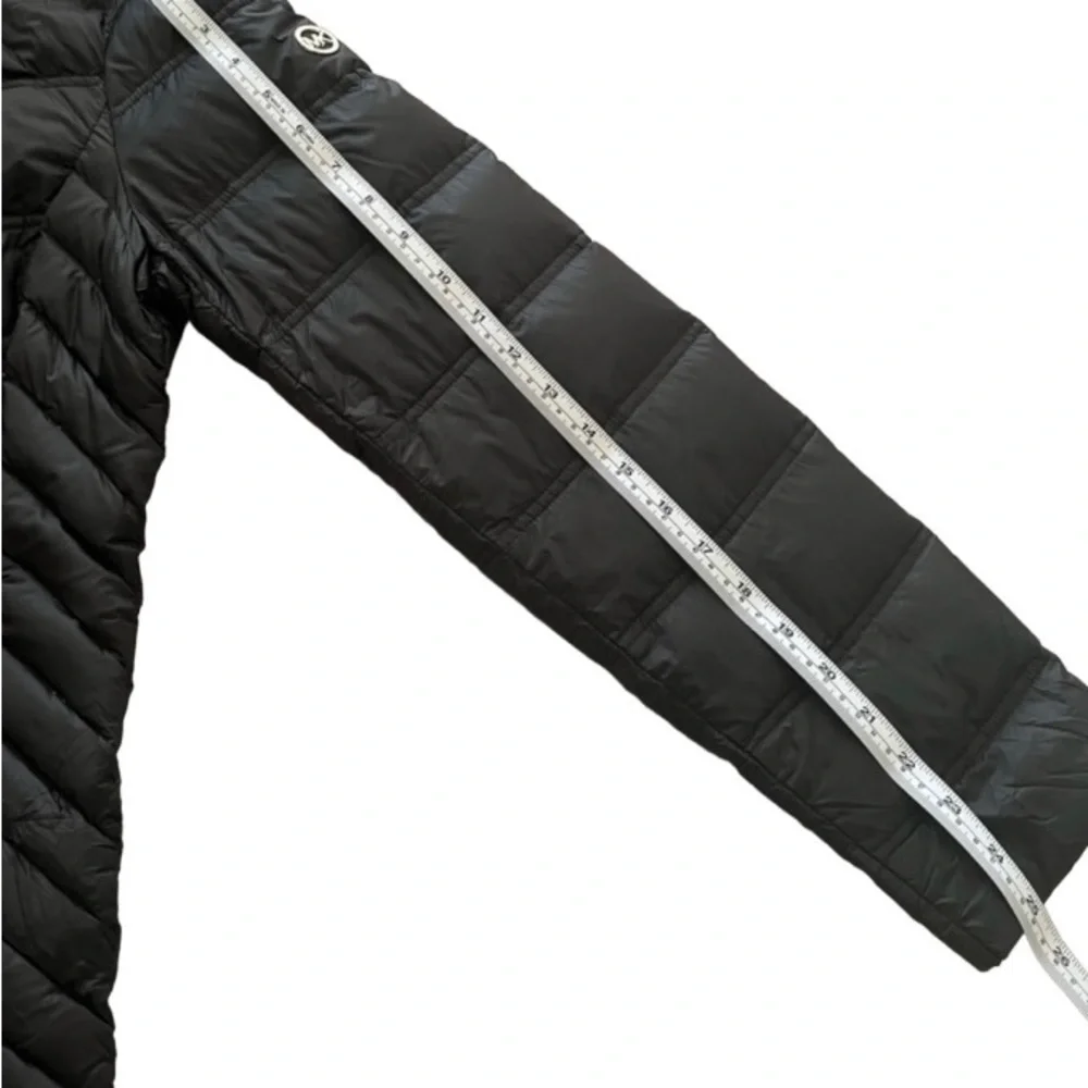 MICHAEL Kors black quilted nylon packable puffer black jacket Size S - Picture 8 of 14